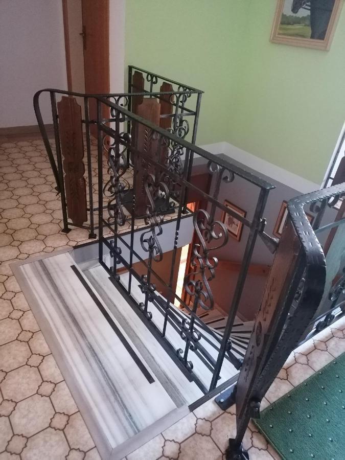 Haus Anneliese Lägenhet Grobming Exteriör bild